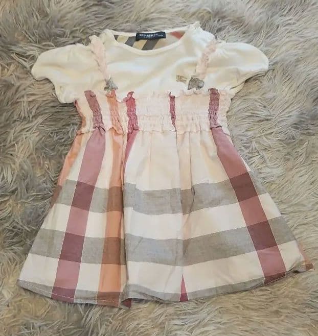 BURBERRY ピンク系チェック ベビースモックワンピース 半袖