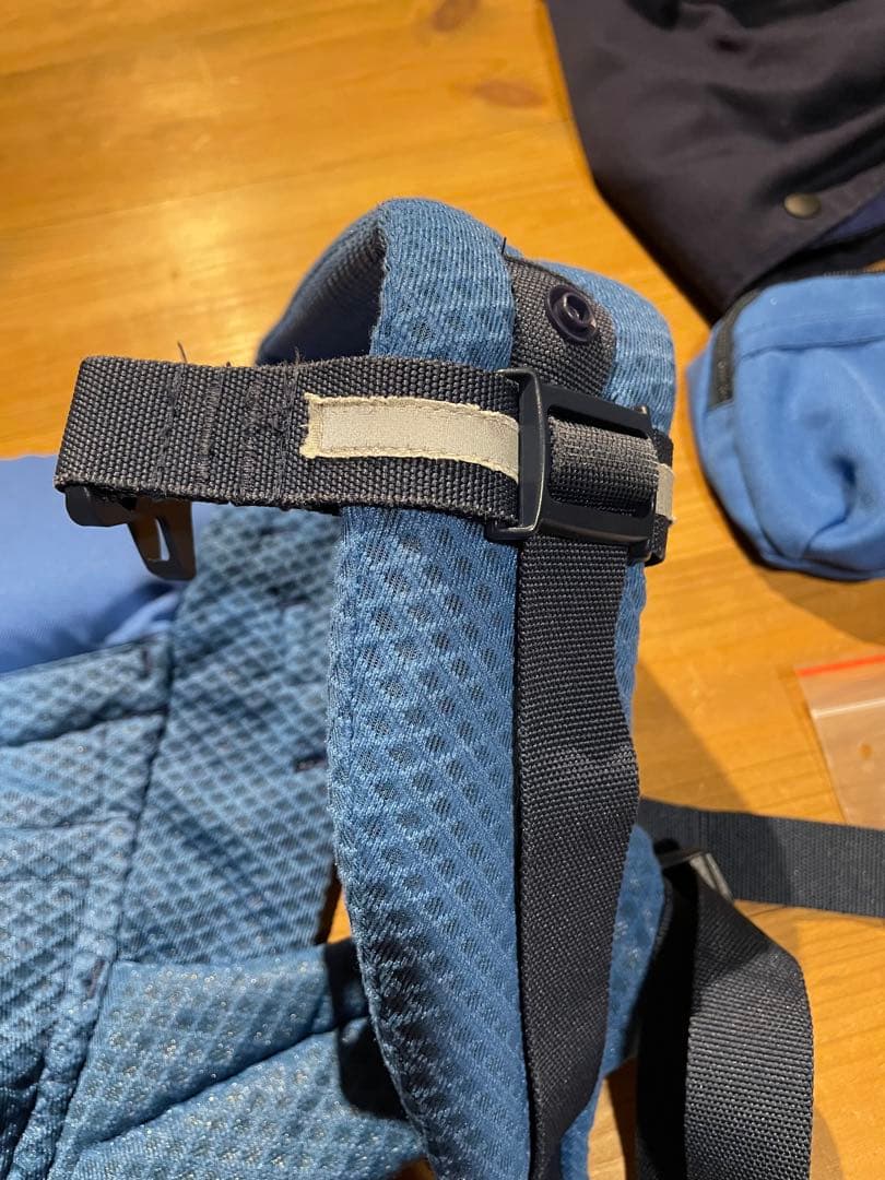 ergobaby OMNI Breeze 抱っこ紐　ポーチ付き　ブルー