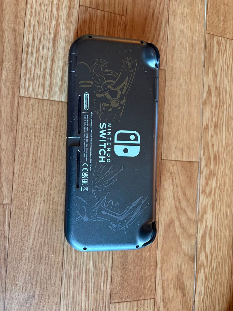 た*ー様 任天堂Switch light ディアルガ　パルキアモデル