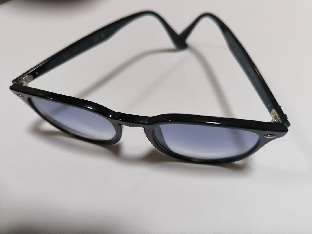 【美品】Ray-Banサングラス [モデル名/RB4259-F] ケース付き