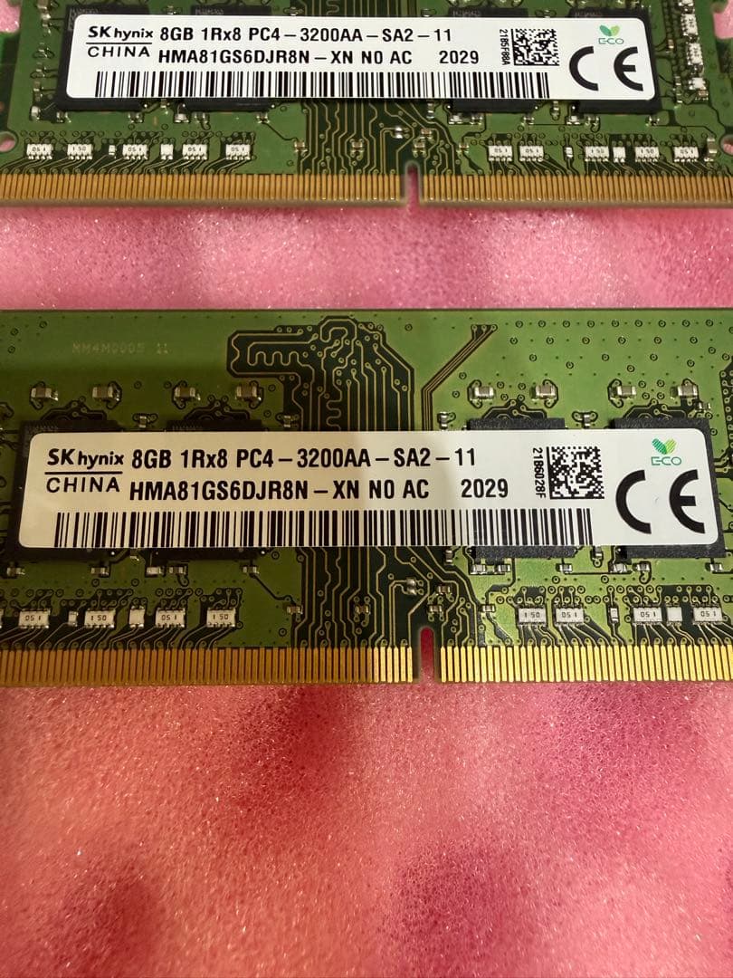 SK hynix 8GB PC4-3200AA メモリー　2枚