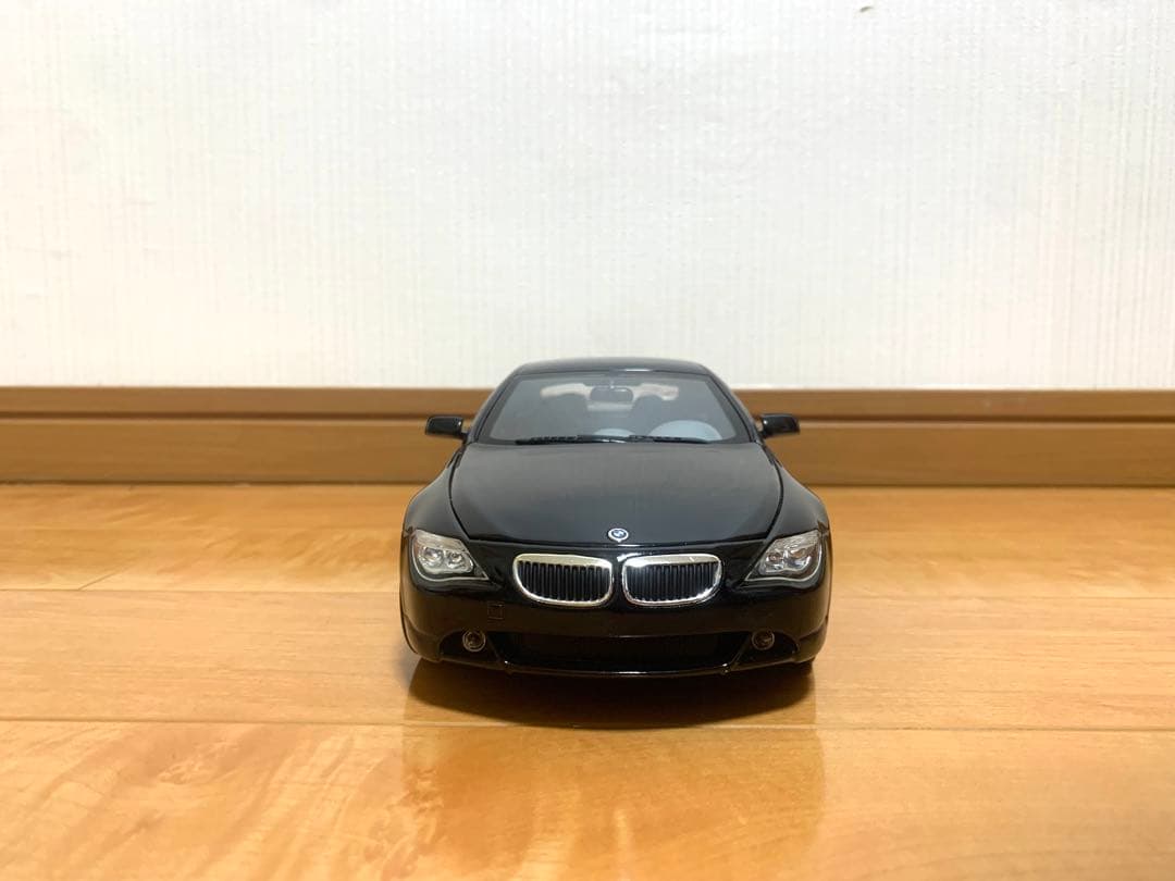 ミニカー BMW645ci HOTWHEELS 1/18