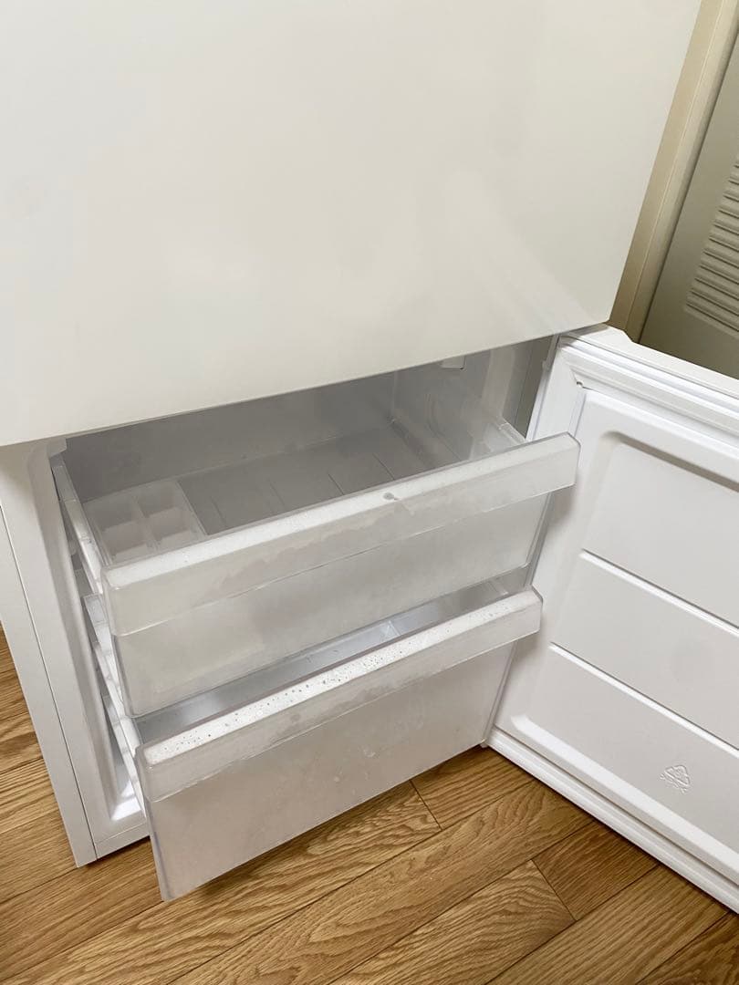 【送料込み】Haier 冷蔵庫　121L 2ドア　ファン式　ホワイト【右開き】