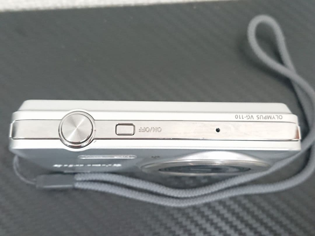 B【通電確認済】 OLYMPUS VG-110 デジタルカメラ 薄型コンパクト