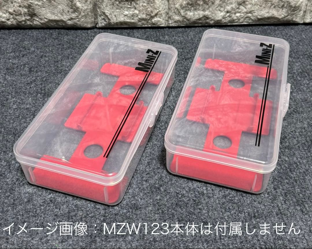 【Hiro】タイヤ＆バッテリーホルダー×3 インナーステージレッド×4