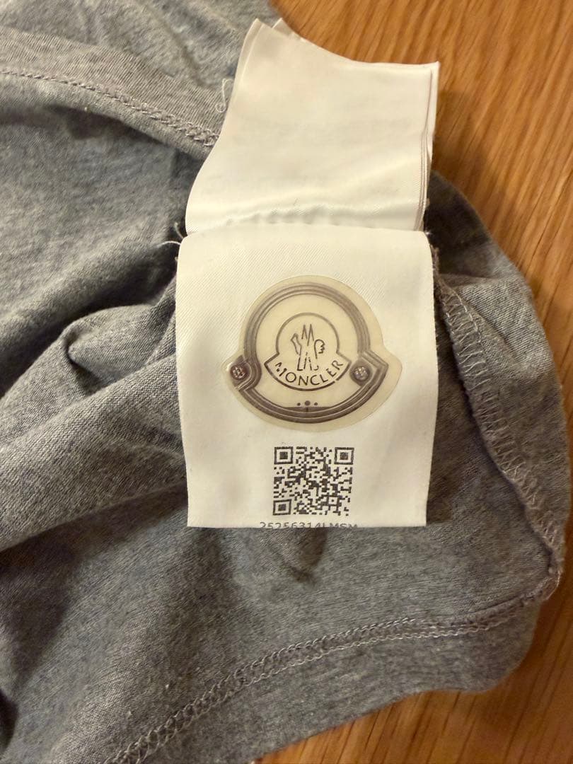 モンクレールTシャツ