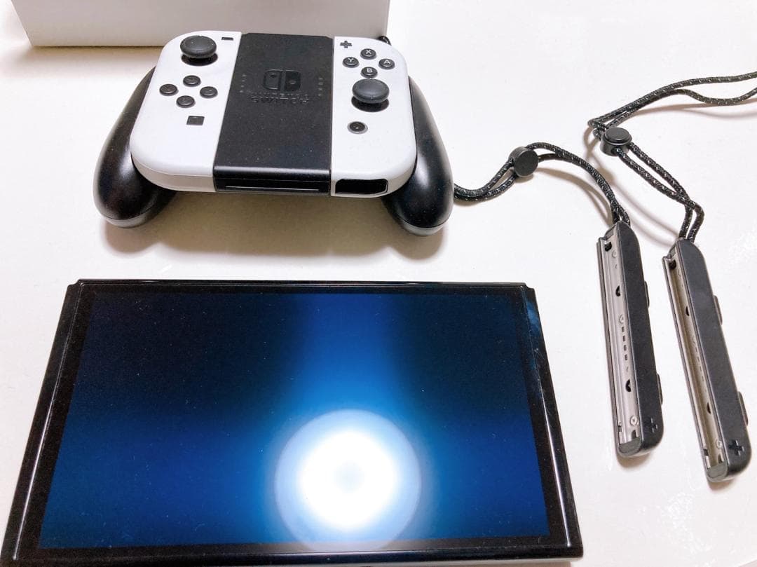 Nintendo Switch（有機EL）本体&映画「五等分の花嫁」限定版セット