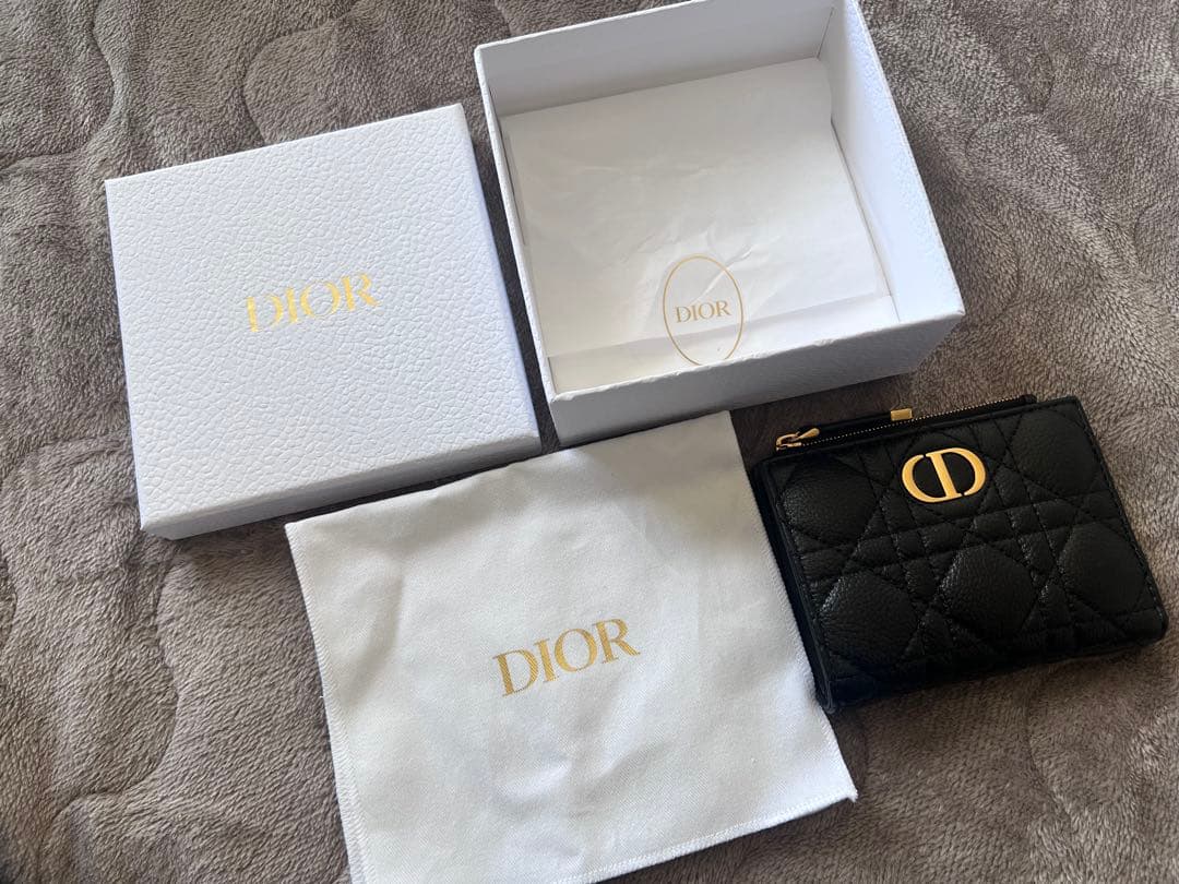 新品未使用　Dior Caro Dahlia ウォレット