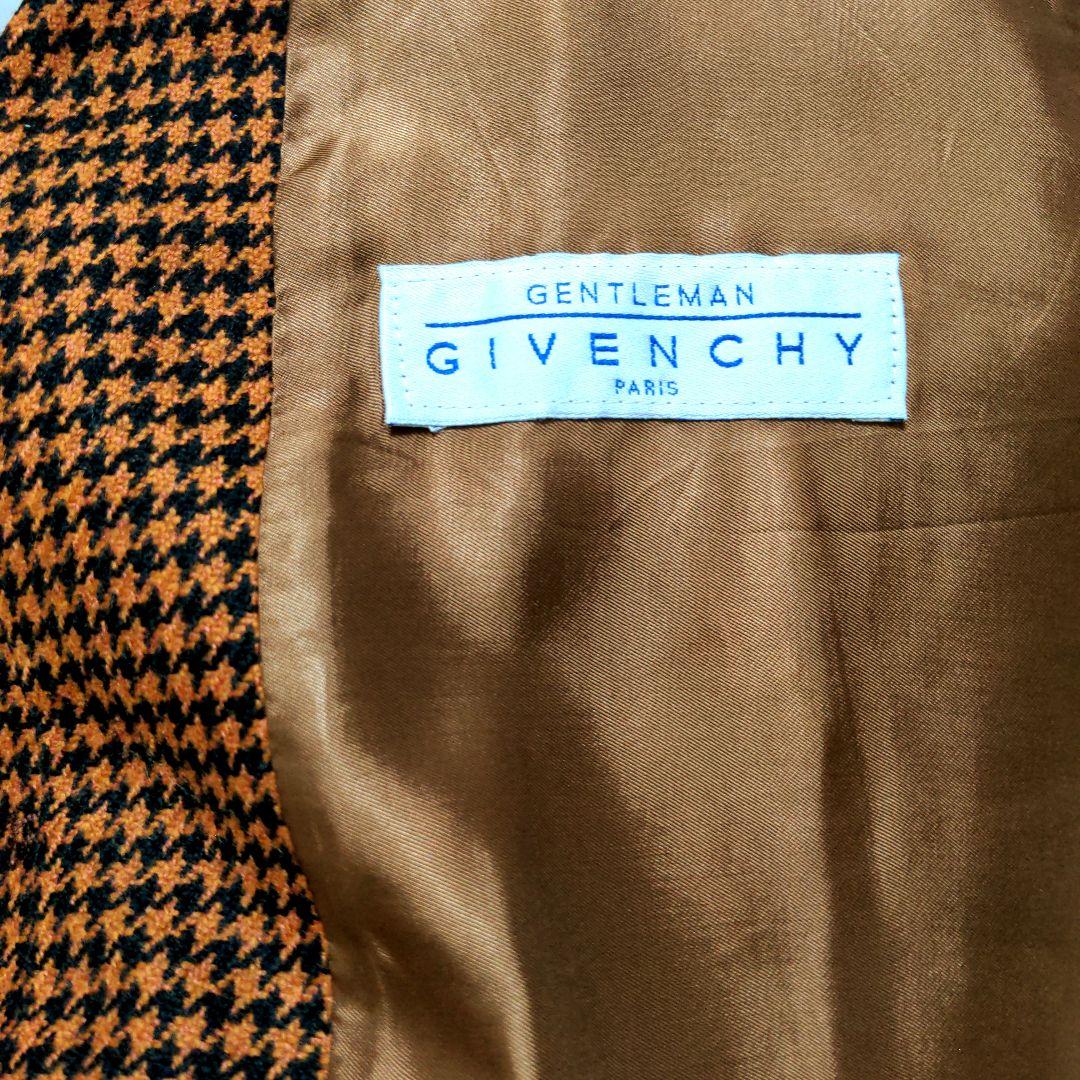 GIVENCHY　ベスト