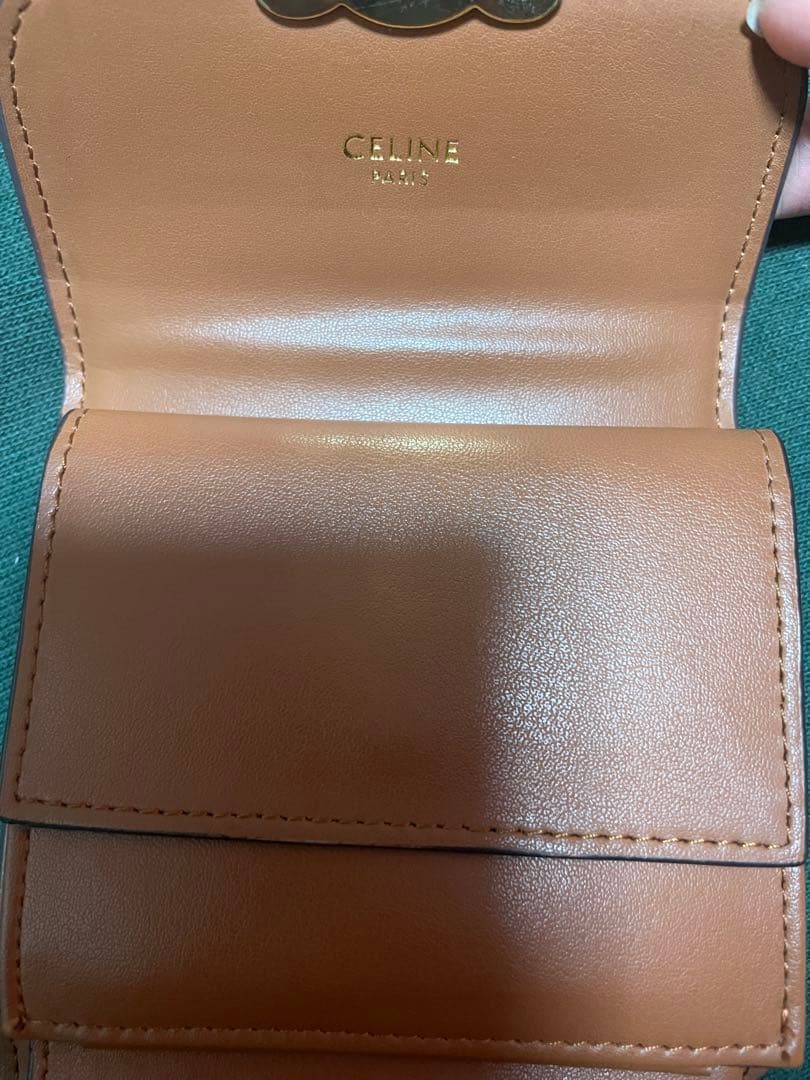r*j様 三つ折り財布 ベージュとブラウン