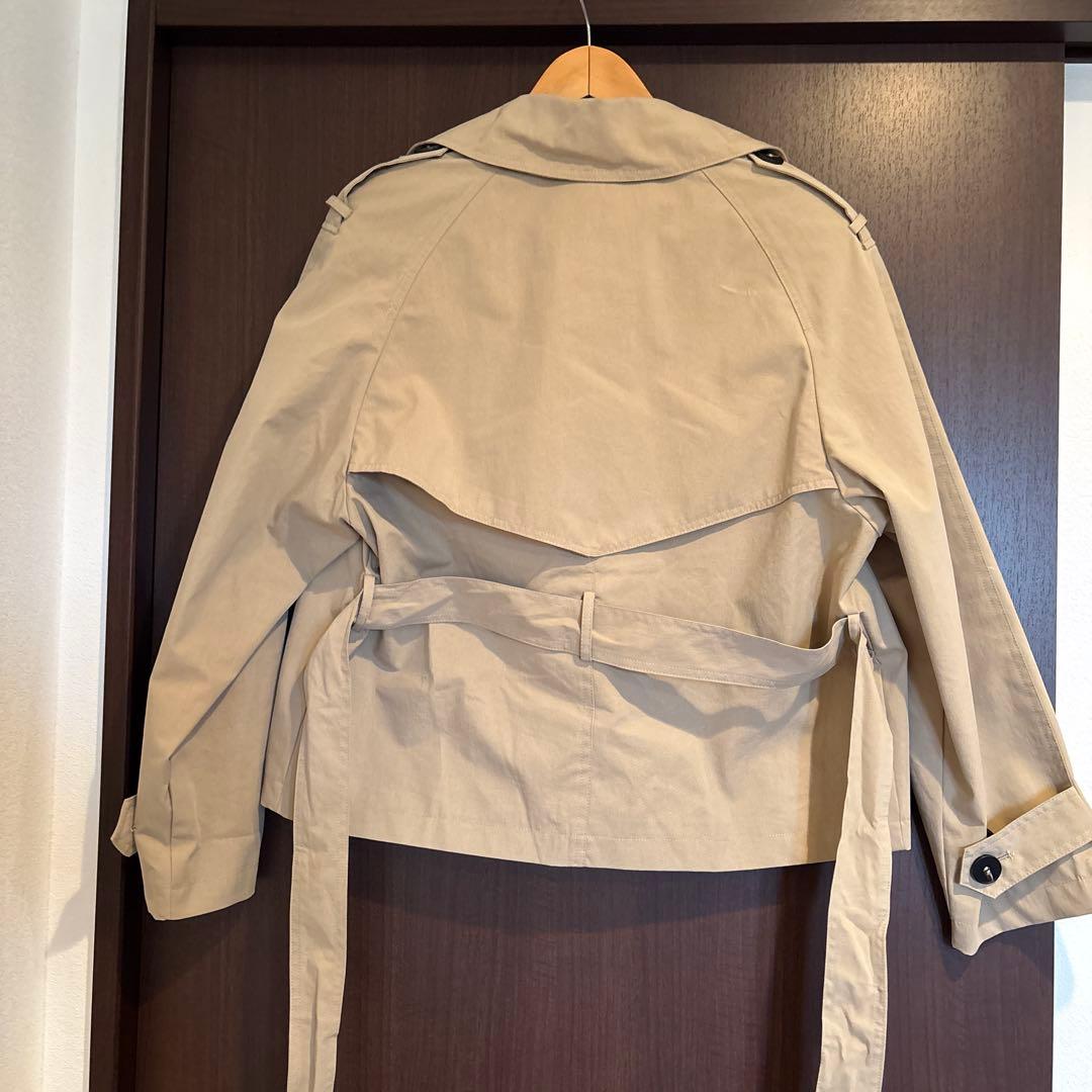【完売品】ZARA ショートトレンチ　ショルダーパット付き XS