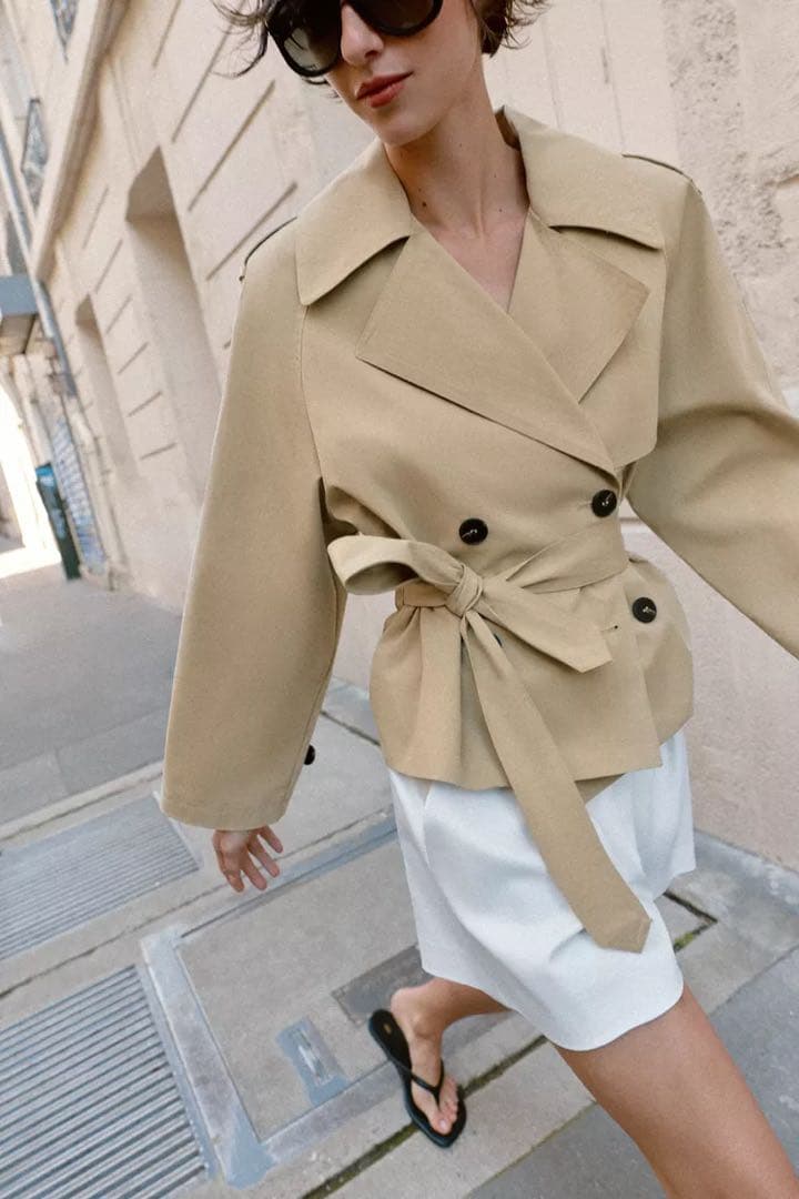 【完売品】ZARA ショートトレンチ　ショルダーパット付き XS