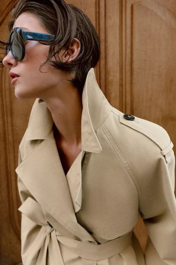 【完売品】ZARA ショートトレンチ　ショルダーパット付き XS