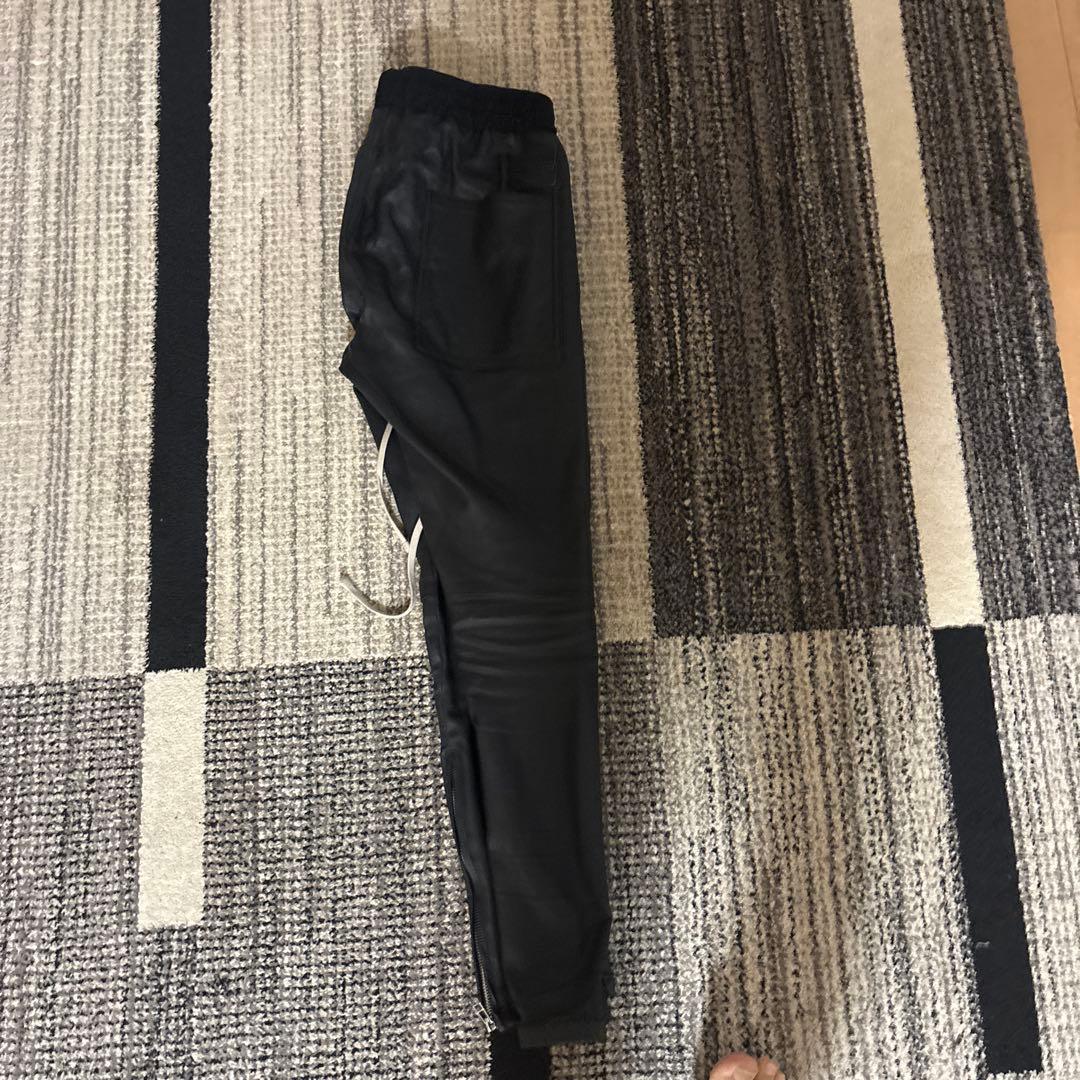 ダンケシェーン レザー