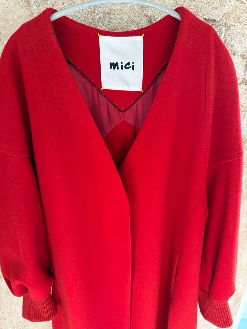 mici 赤 ロングコート Vネック