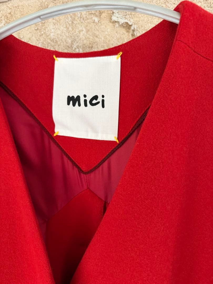 mici 赤 ロングコート Vネック