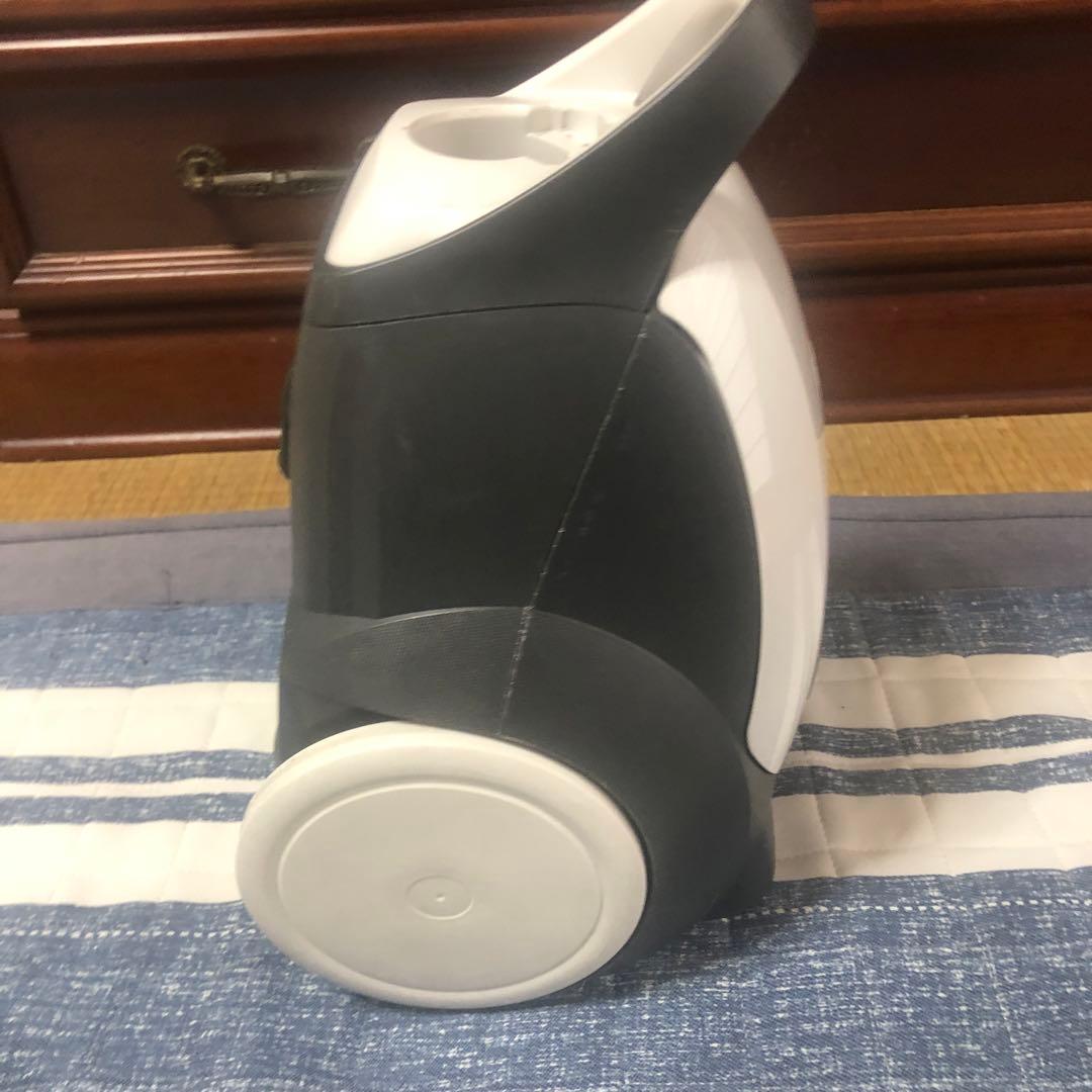 Panasonic キャニスター掃除機 本体，ホース一式付き。 紙パック式