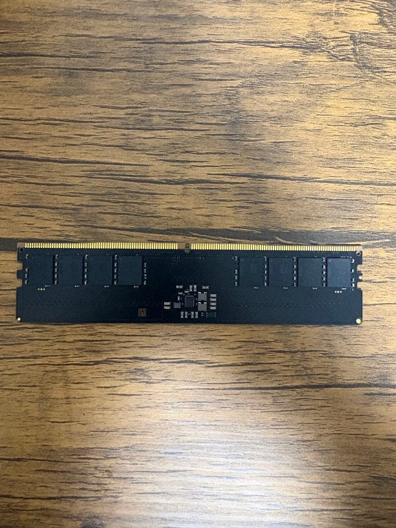 Crucial DDR5 16GB 5200MHz デスクトップ用メモリ 1枚