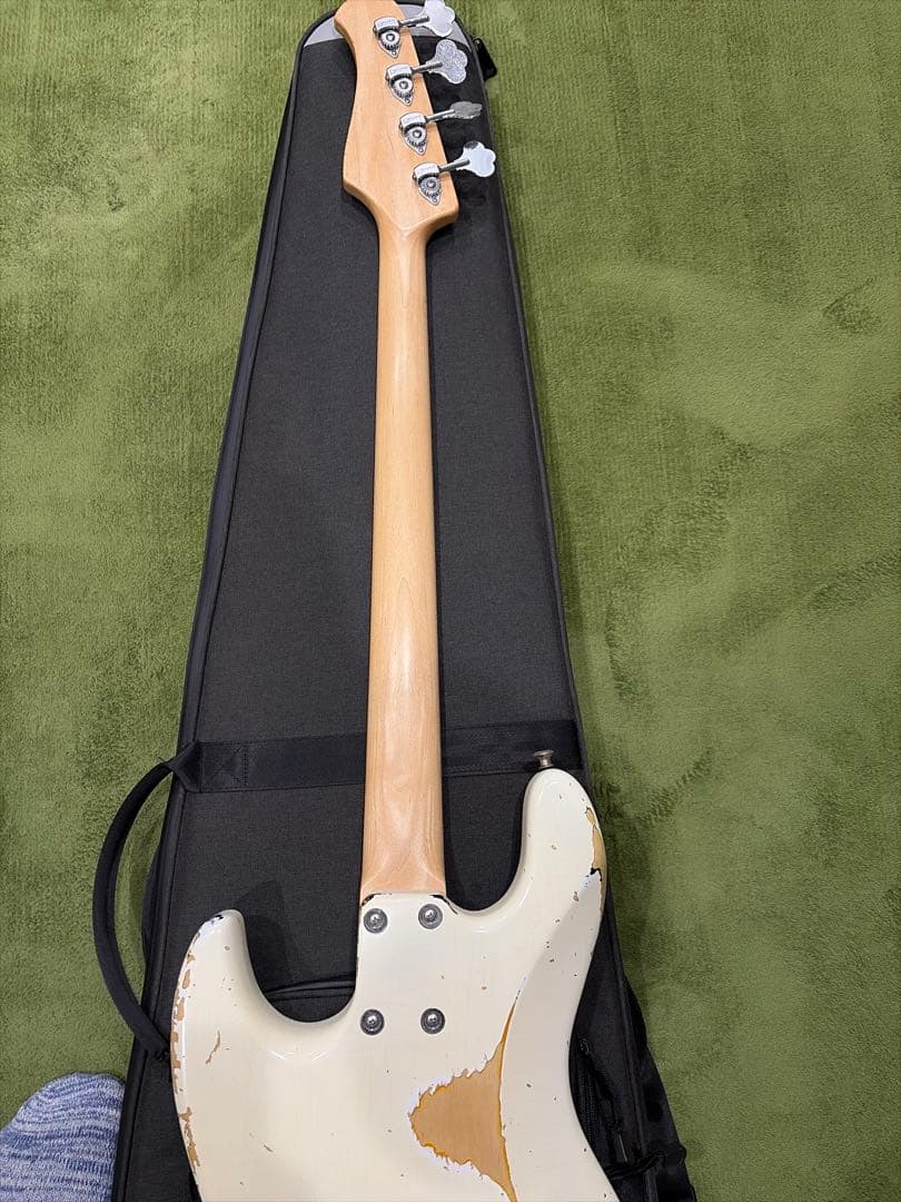 ベース Xotic XJ-1T 4st Vintage White over3TB