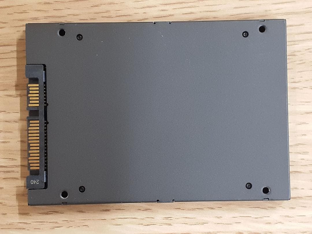 エ*ツ様 2.5インチ SSD 3枚セット 計596GB 動作確認済