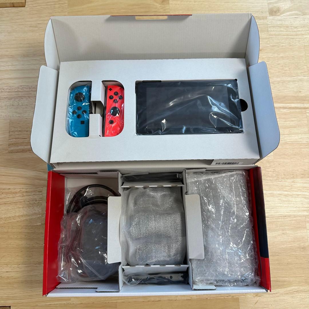 【画面美品/完品】Nintendo Switch 本体 ＋コントローラー