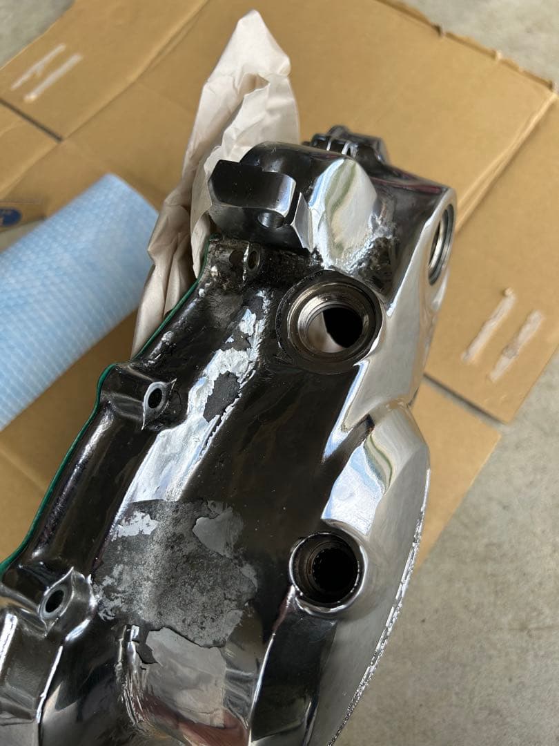 CB250Tクラッチカバー