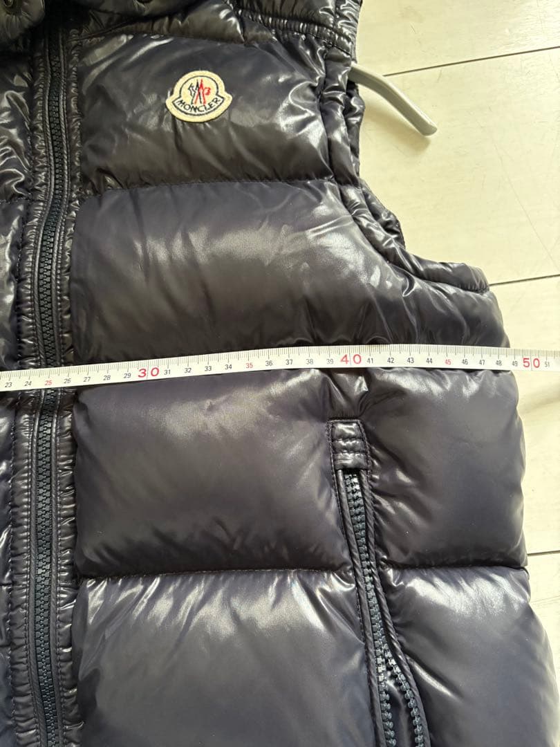 【購入締め切り】MONCLER メンズ　ダウンベスト