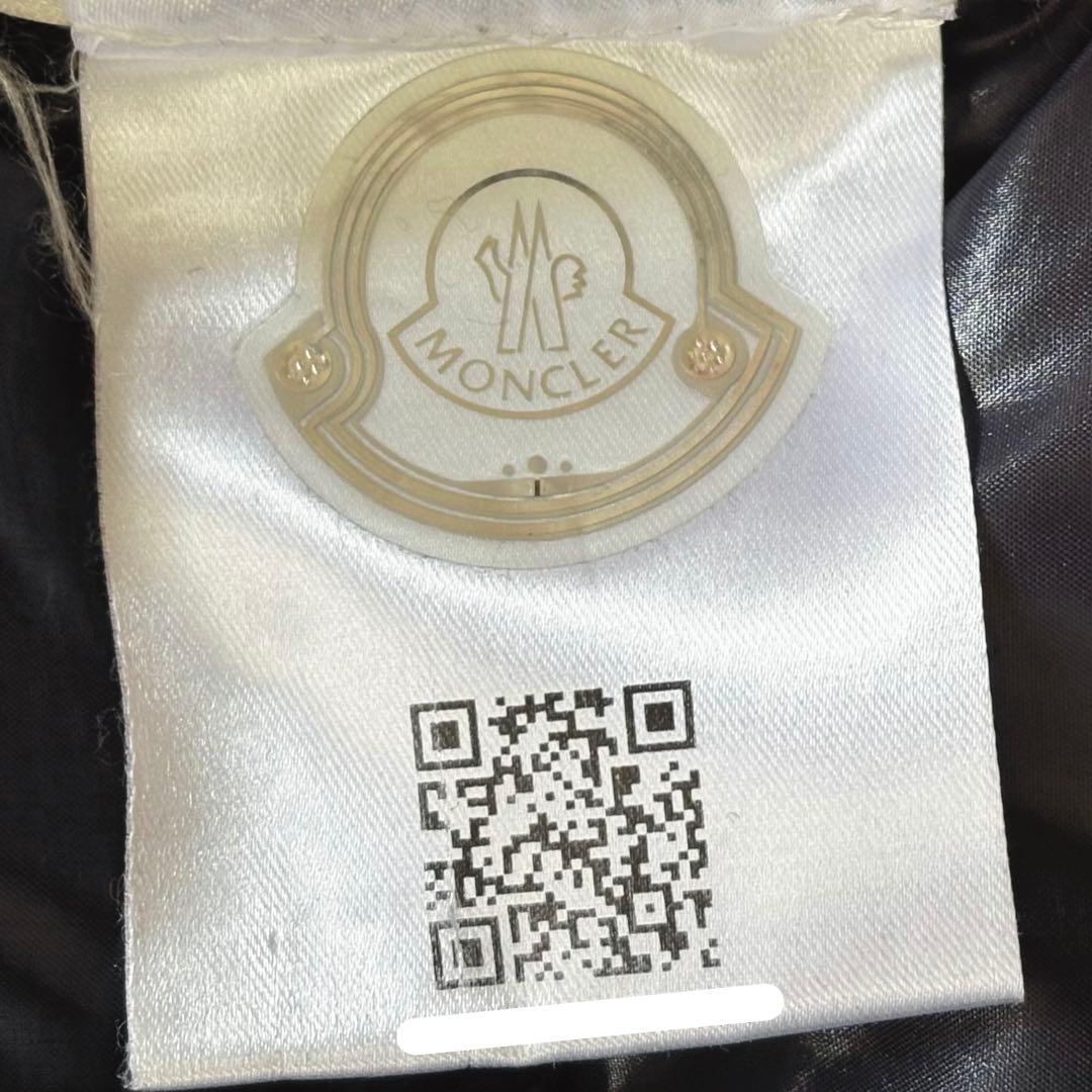 【購入締め切り】MONCLER メンズ　ダウンベスト