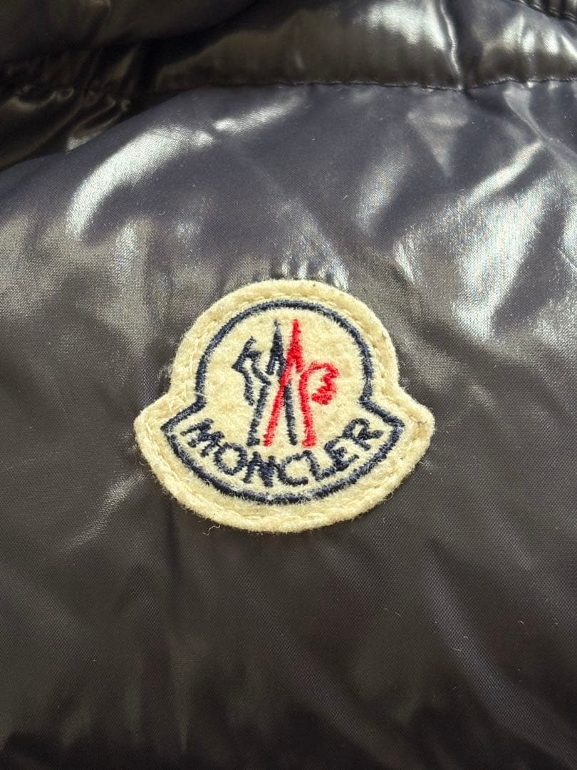 【購入締め切り】MONCLER メンズ　ダウンベスト
