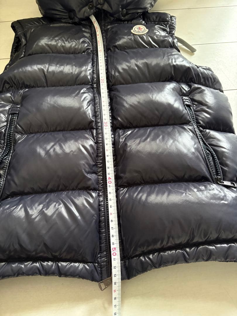 【購入締め切り】MONCLER メンズ　ダウンベスト