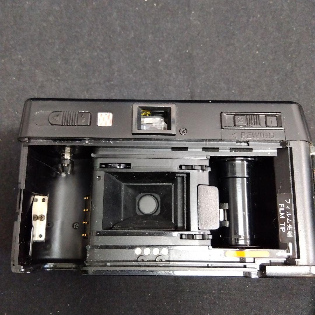 FUJI 　AUTO 8 QD 　コンパクトフィルムカメラ
