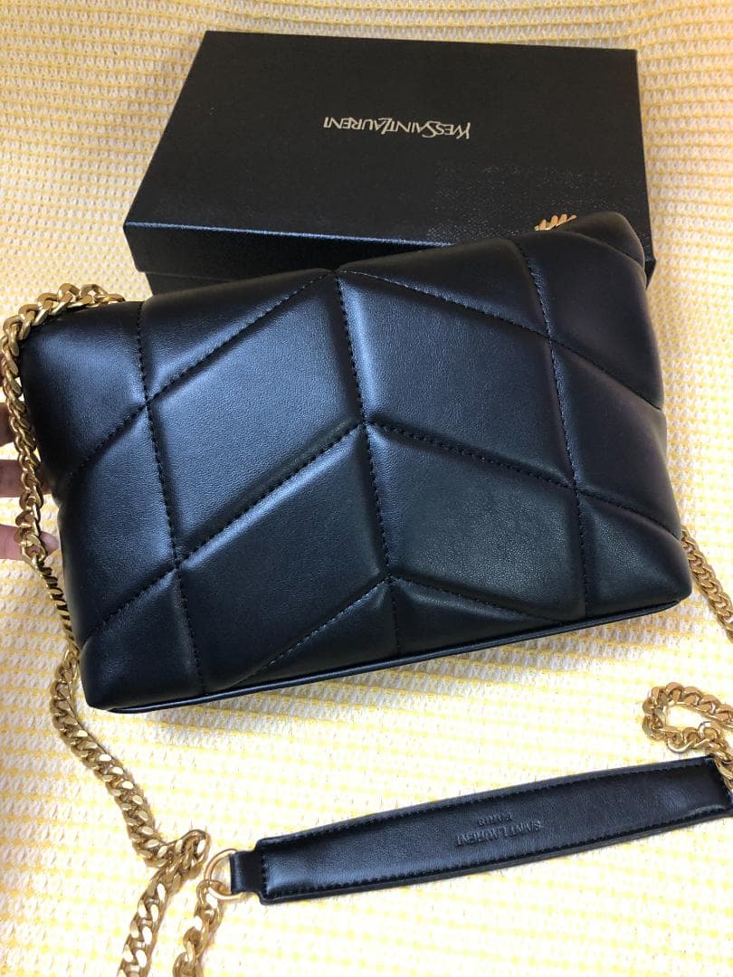 迅速発送>>（ラムスキンレザー）ショルダーバッグ 　YSL金色ロゴ　♬黒　超美品