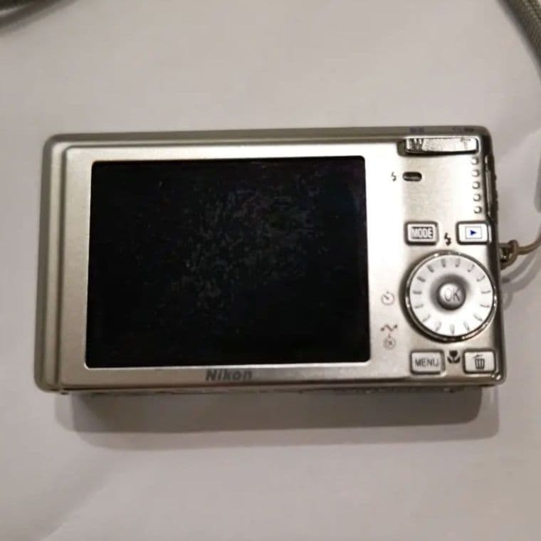クールピクス　s500 バッテリー　充電器　配線コード類　動作確認済　デジカメ