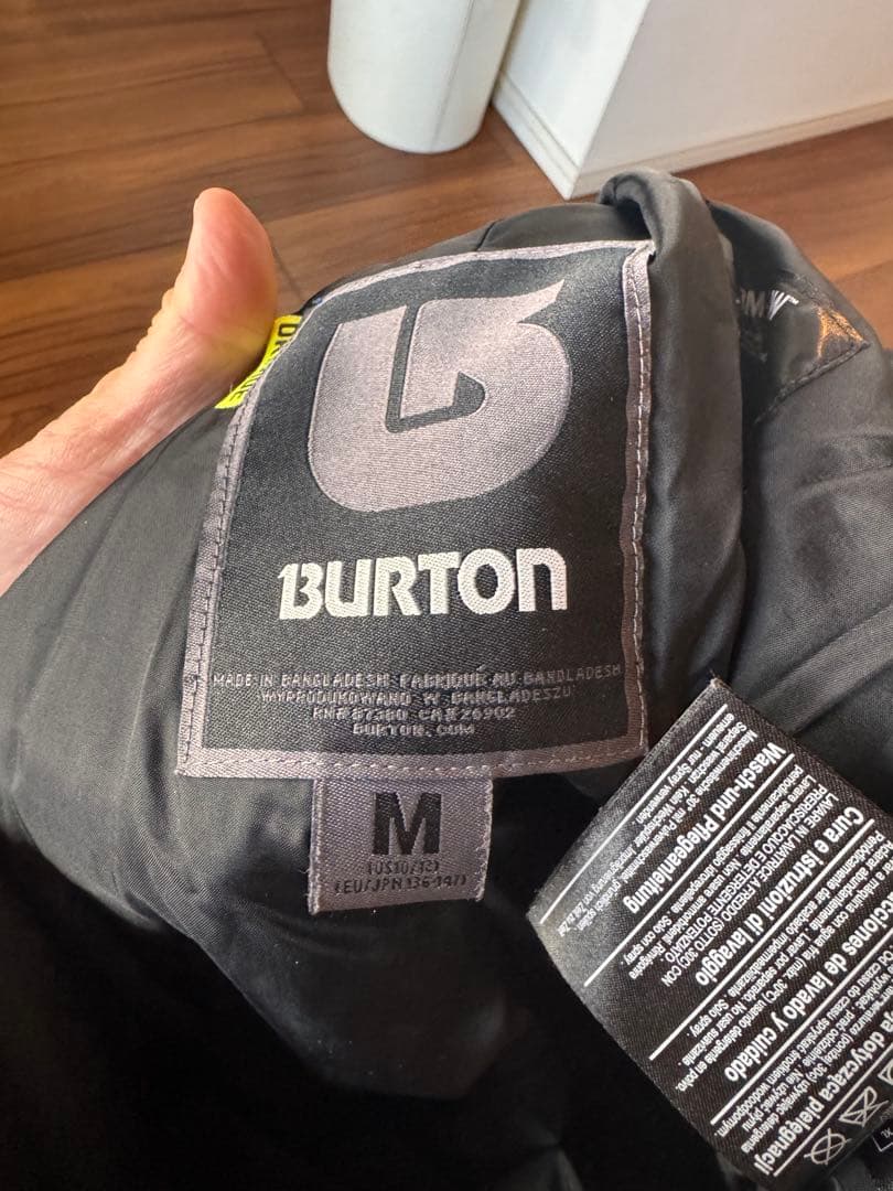 BURTON スノーボードウェア 子ども用