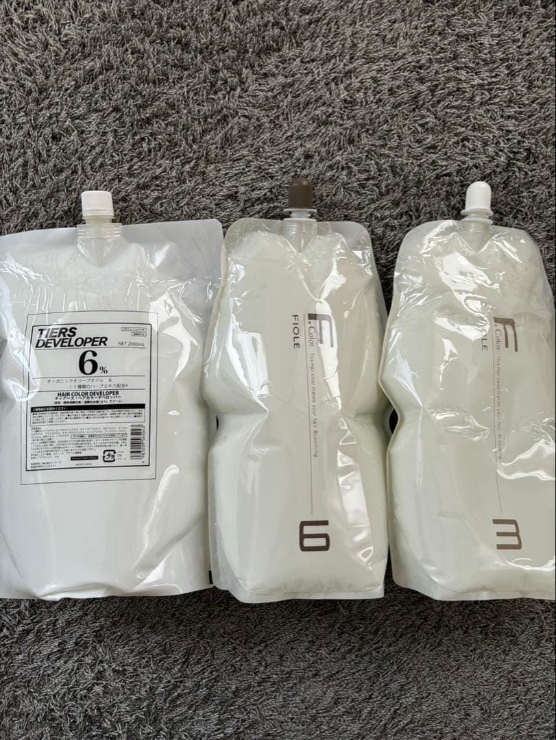 バラ売り可！！FIOLE ヘアカラー剤パーマ剤一式