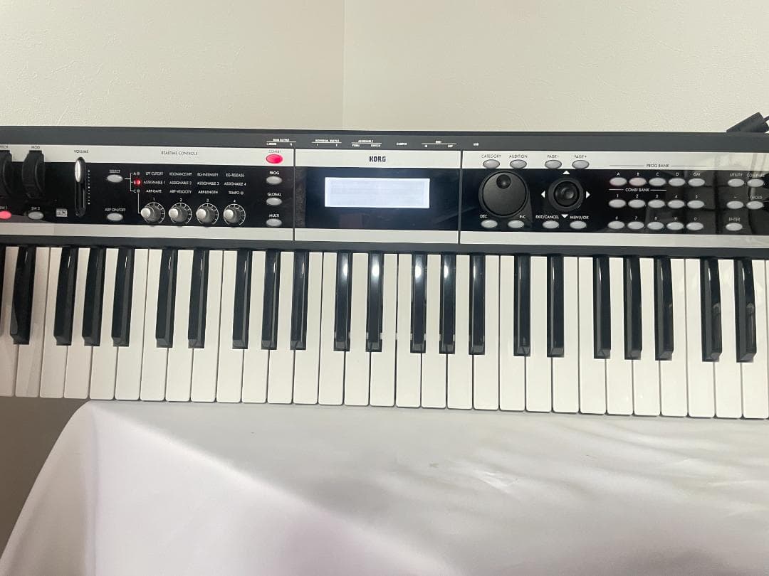 KORG X50 キーボード　シンセサイザー 1