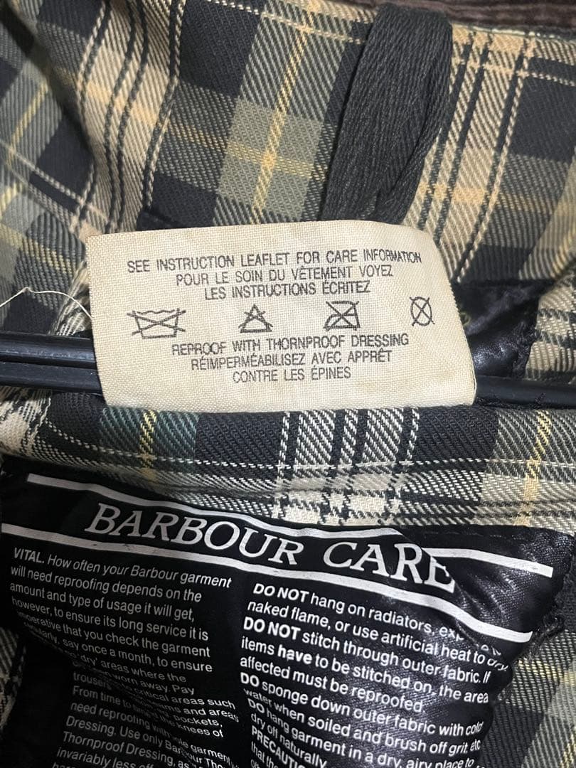 Barbour オイルドベスト