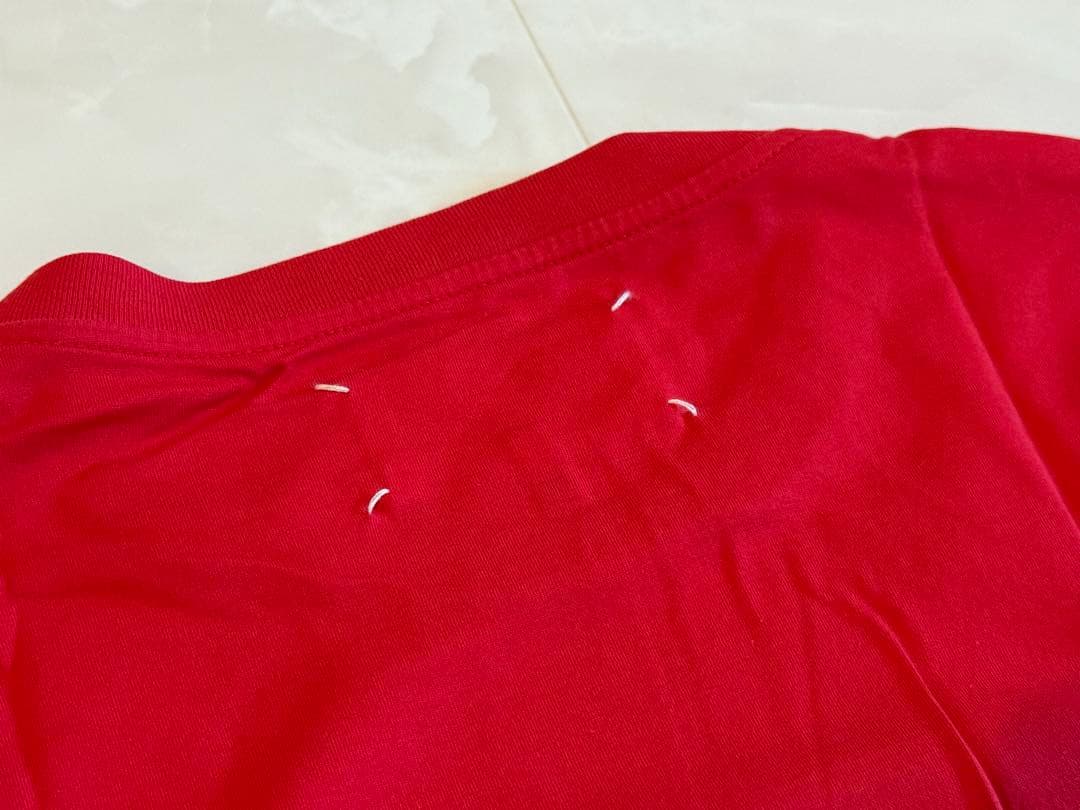 だいだいちほ❗️Maison Margiela レッド Tシャツ