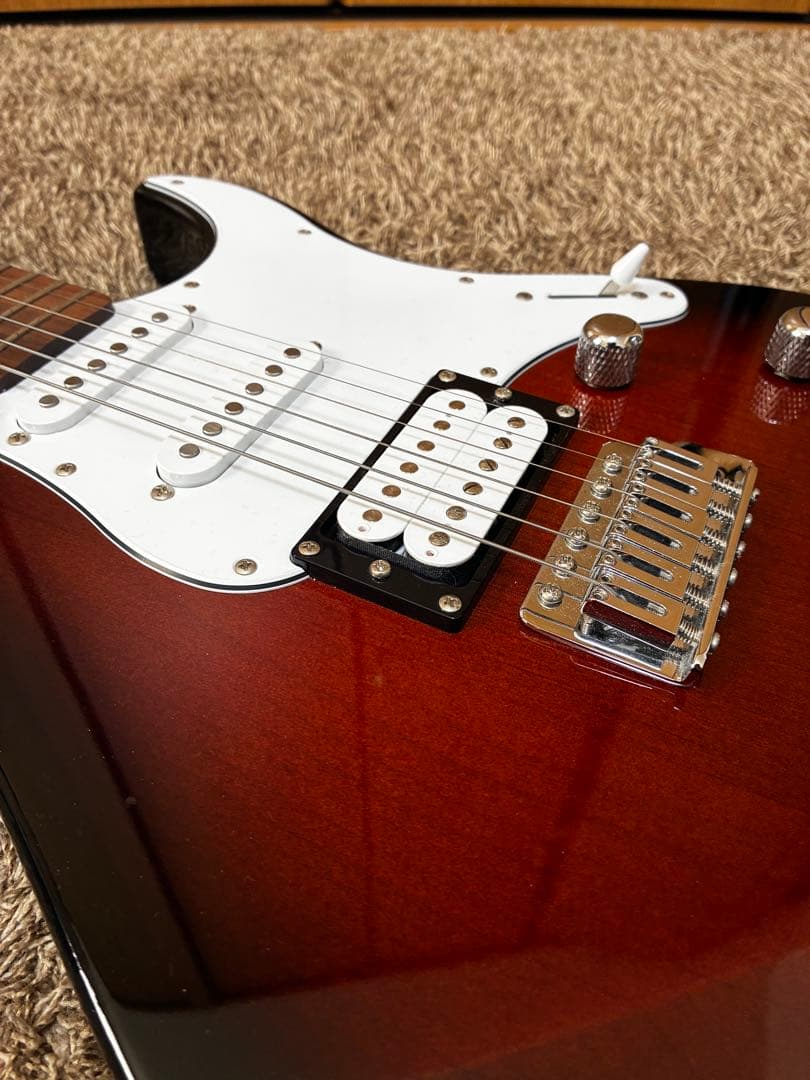 YAMAHA Pacifica 112 エレキギター