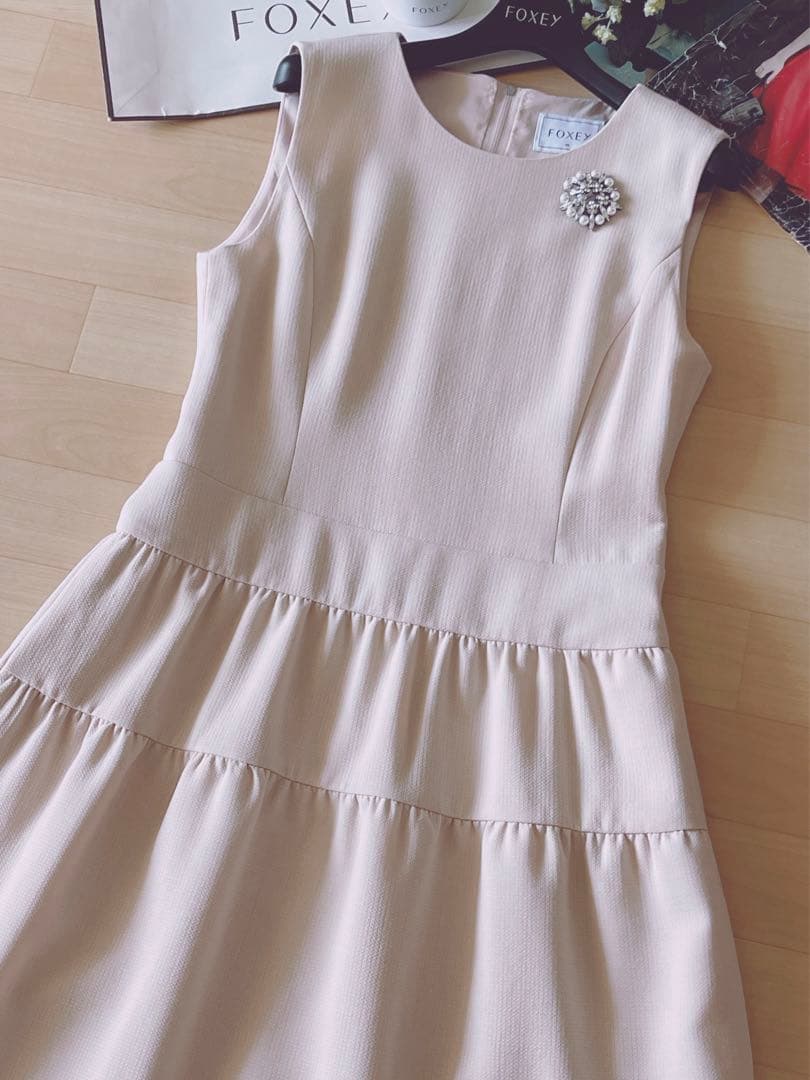 極美品！FOXEY上品ワンピース　40 Rene foxey フォクシー