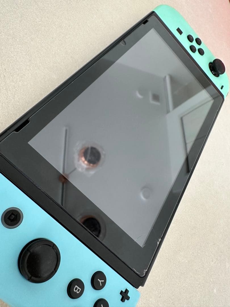 任天堂Switch本体　あつまれどうぶつの森バージョン