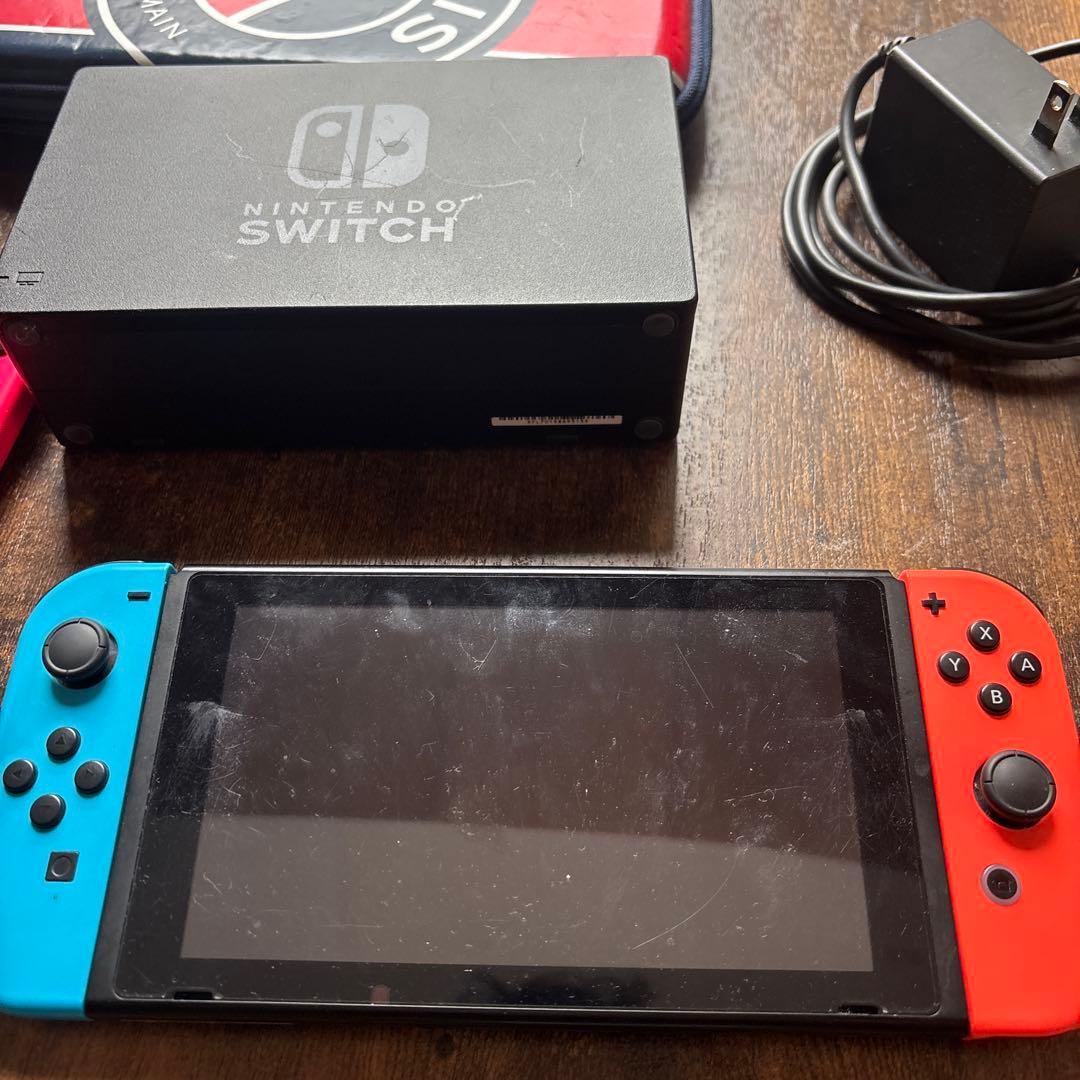 Nintendo Switch 本体 + Joy-Con 4色 + 付属品