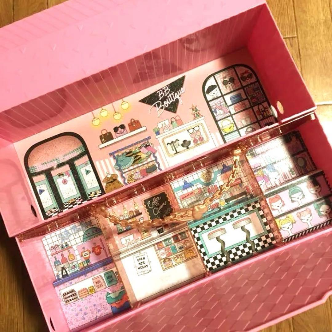 タカラトミー L.O.L. サプライズ！ ディスプレイ付き セット