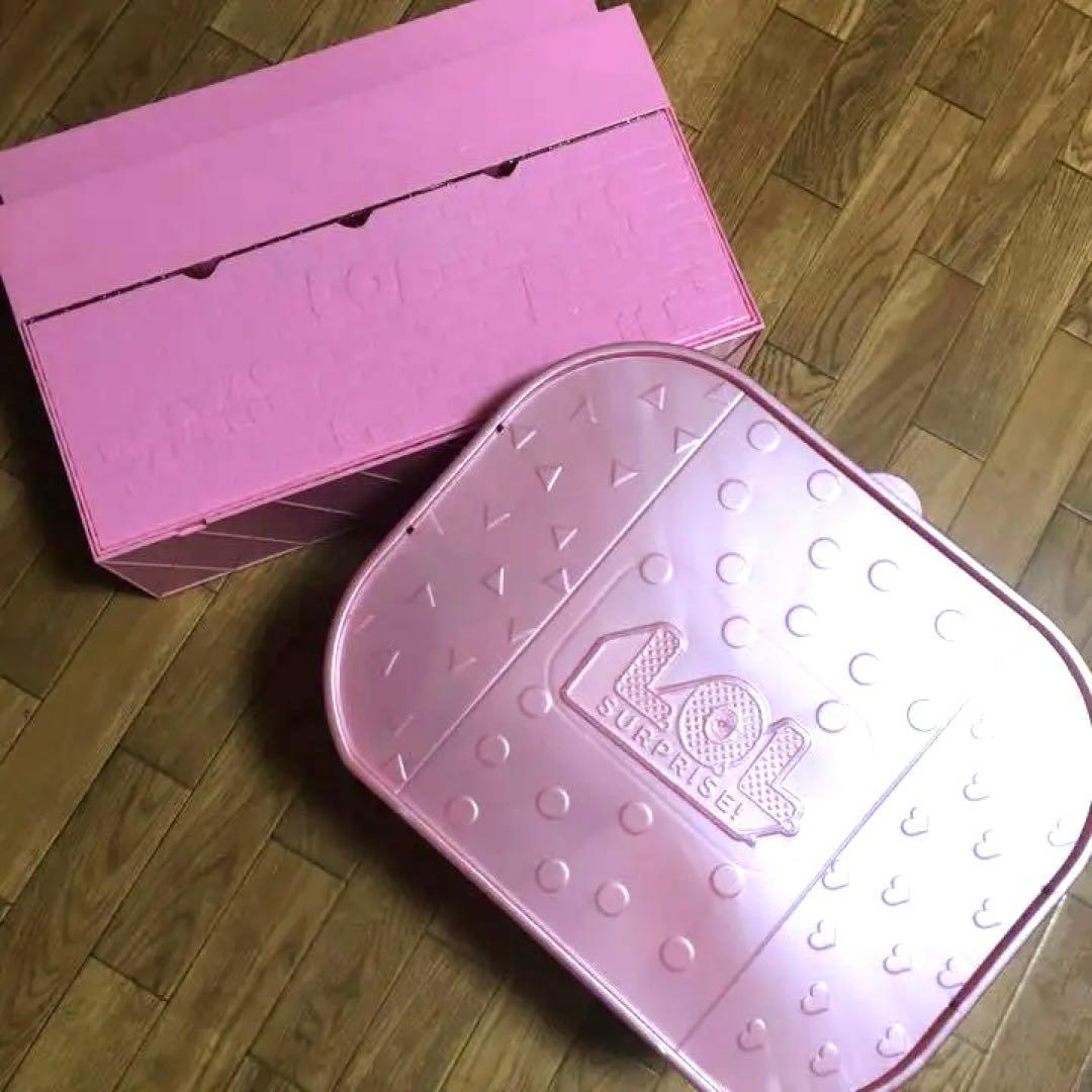 タカラトミー L.O.L. サプライズ！ ディスプレイ付き セット