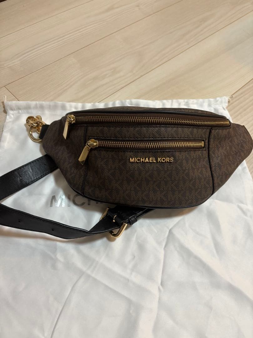 MICHAEL KORS ブラウンウエストポーチ 保存袋付き