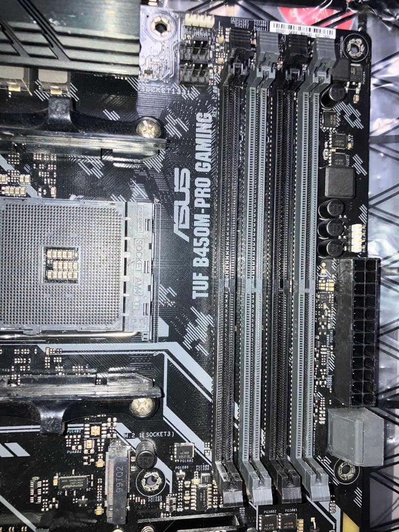 ASUS TUF B450m-PRO GAMING マザーボード