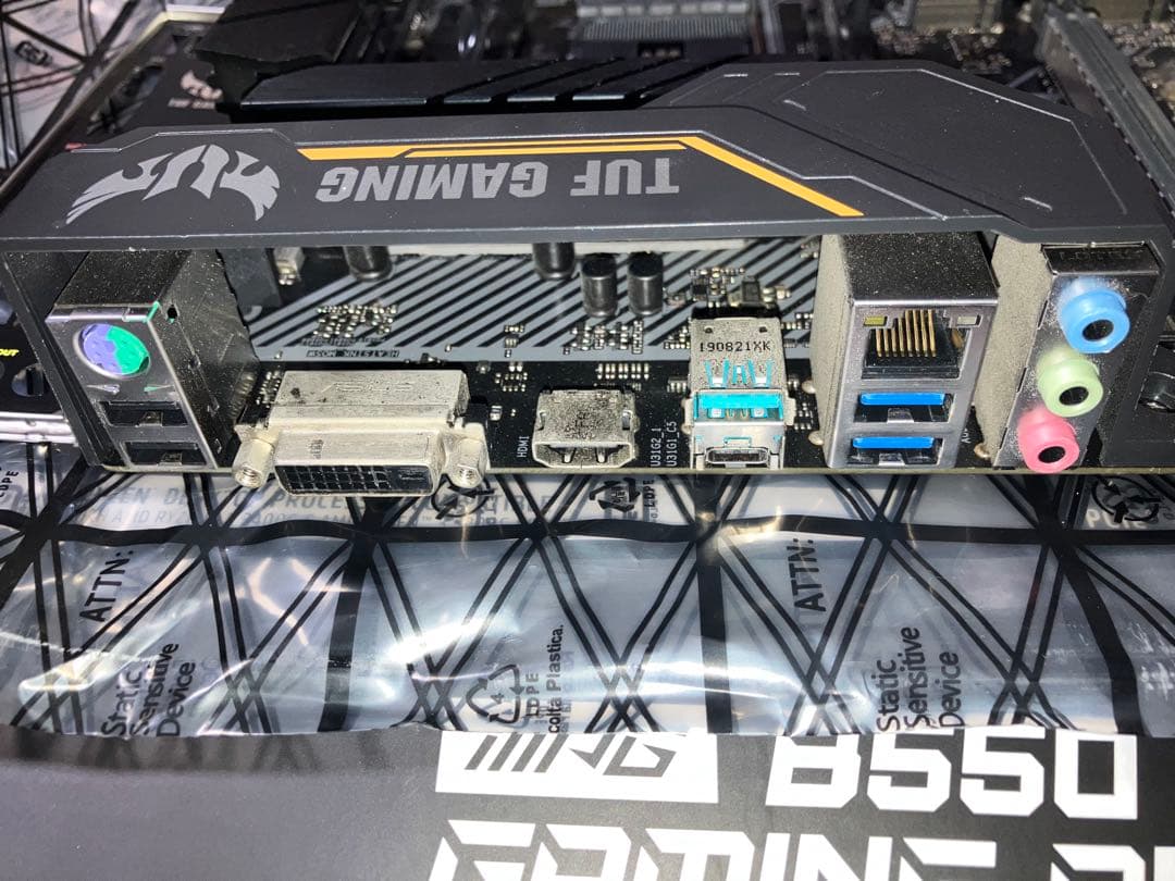 ASUS TUF B450m-PRO GAMING マザーボード
