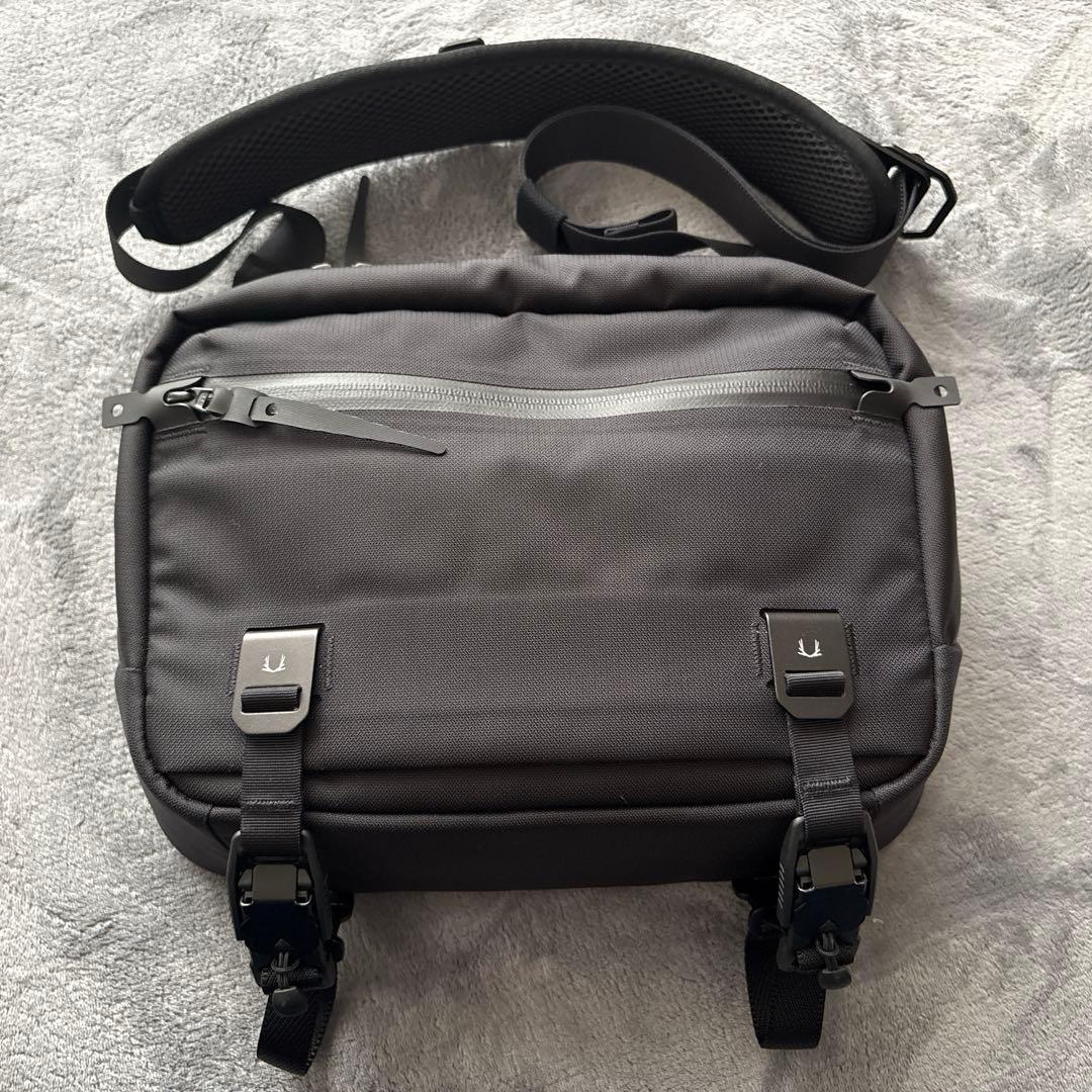 バッグ Black Ember GRIP SLING 9 &V-BUCKLE STRAP