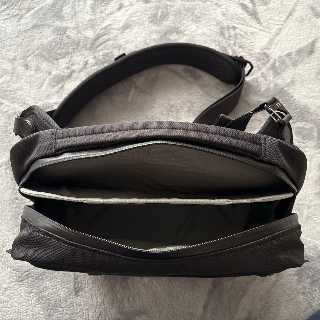 バッグ Black Ember GRIP SLING 9 &V-BUCKLE STRAP