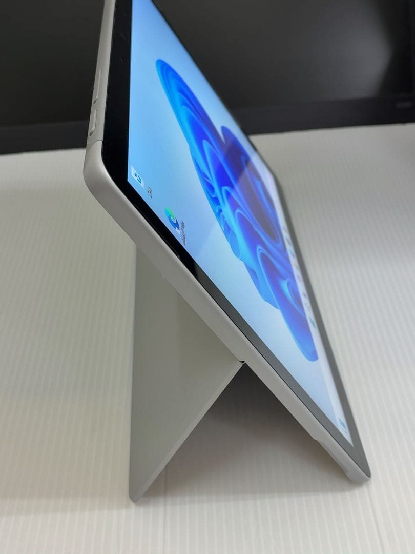 Surface Go2 4GB64GB 本体のみ　Microsoft
